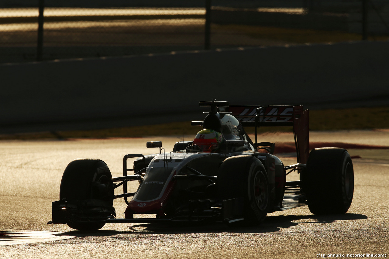 TEST F1 BARCELLONA 25 FEBBRAIO, Esteban Gutierrez (MEX) Haas F1 Team VF-16.
25.02.2016.