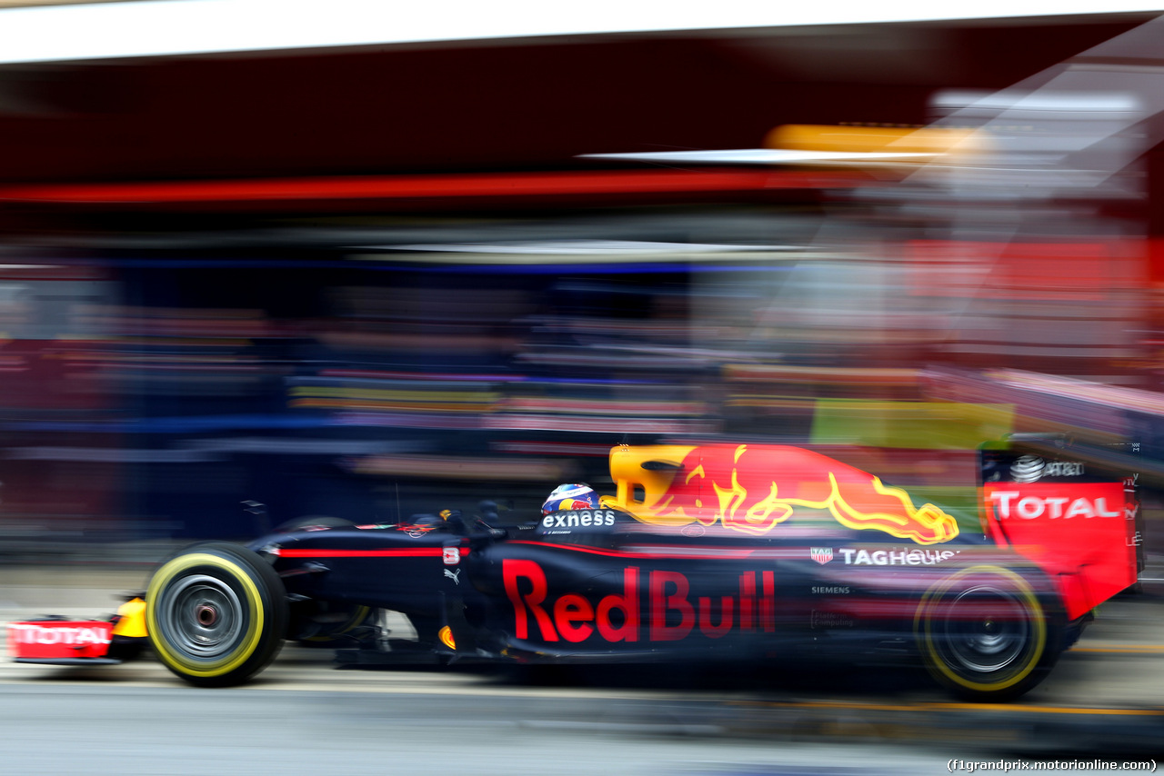 TEST F1 BARCELLONA 2 MARZO, Daniel Ricciardo (AUS), Red Bull Racing 
02.03.2016.