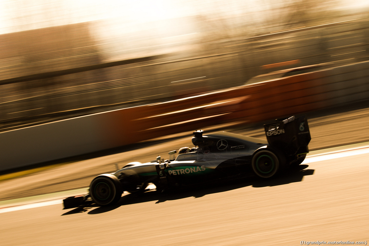 TEST F1 BARCELLONA 2 MARZO, Lewis Hamilton (GBR) Mercedes AMG F1 W07 Hybrid.
02.03.2016.