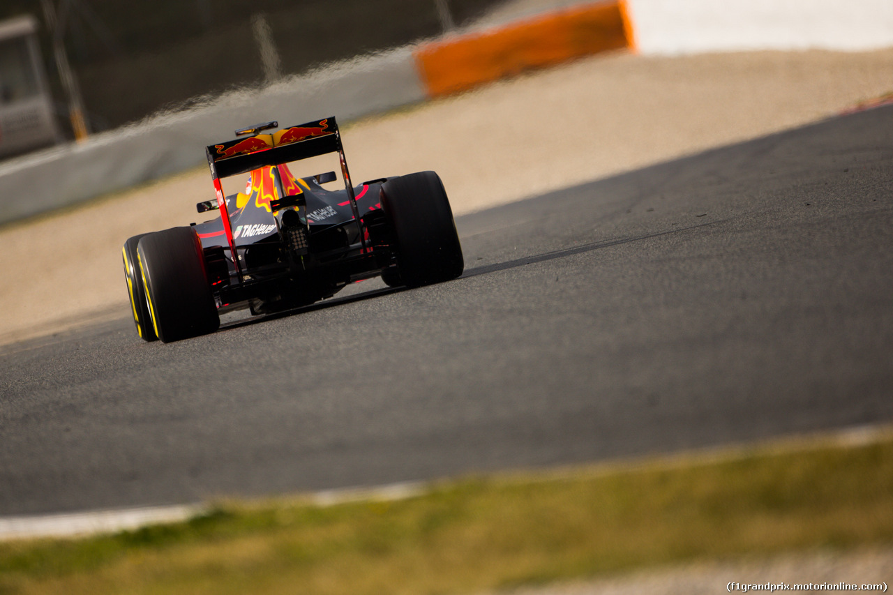 TEST F1 BARCELLONA 2 MARZO, Daniel Ricciardo (AUS) Red Bull Racing RB12.
02.03.2016.