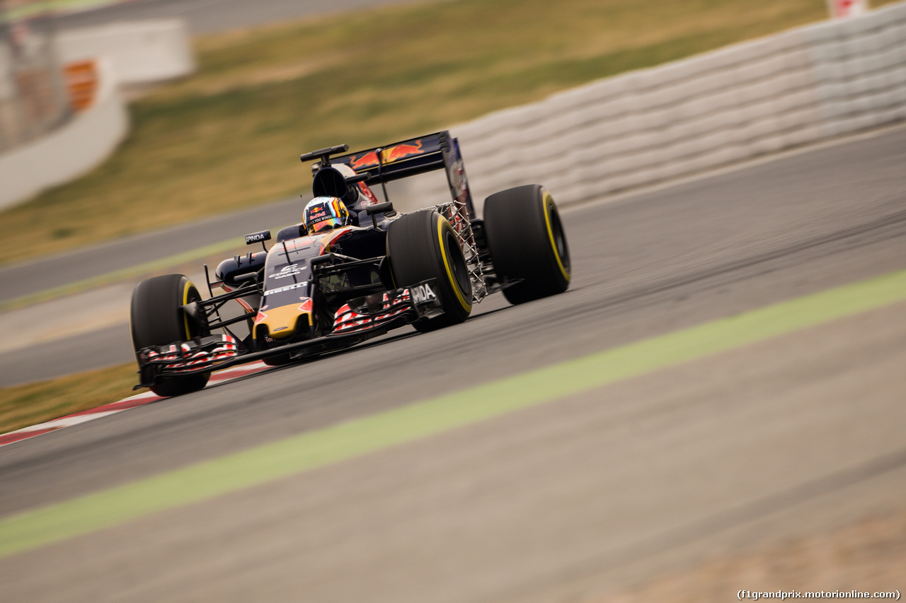 TEST F1 BARCELLONA 2 MARZO, Carlos Sainz Jr (ESP) Scuderia Toro Rosso STR11.
02.03.2016.