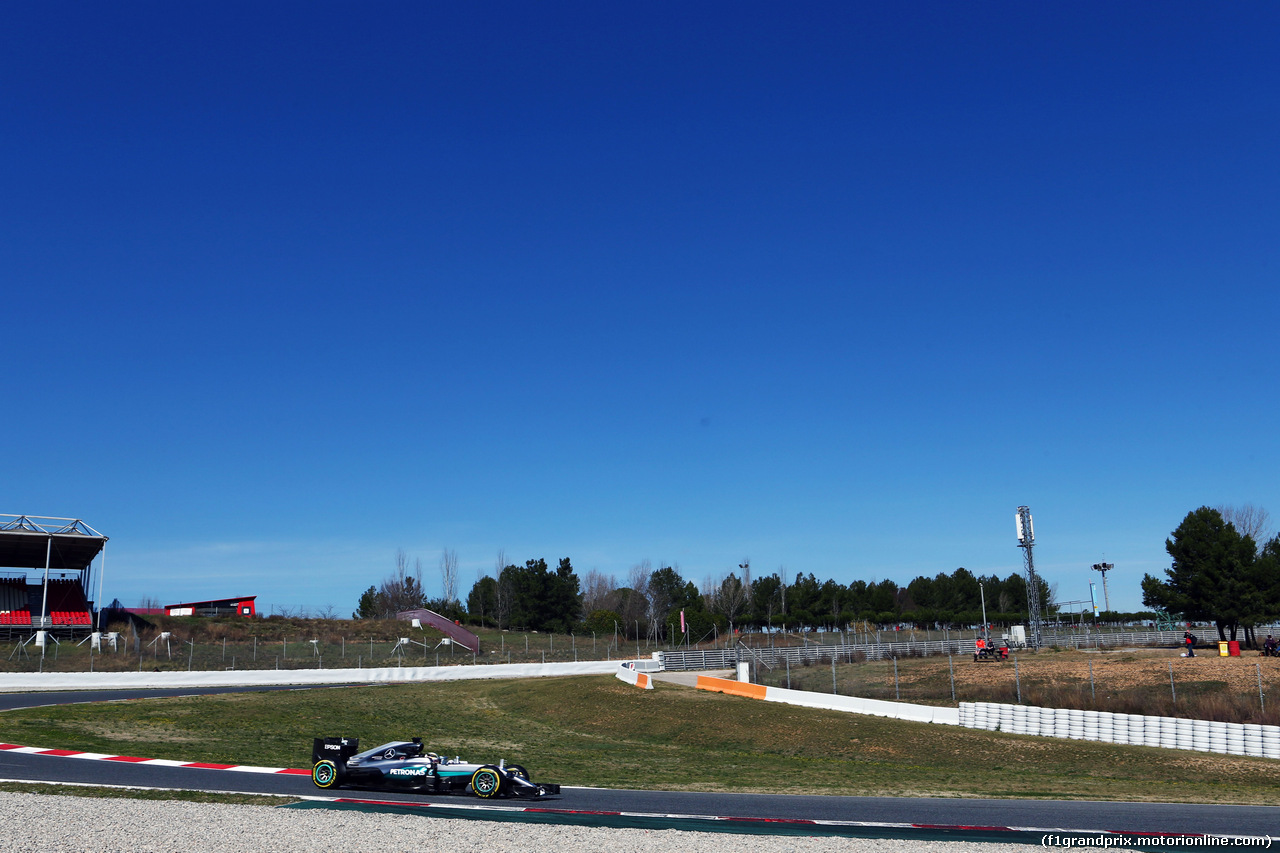 TEST F1 BARCELLONA 2 MARZO, Lewis Hamilton (GBR) Mercedes AMG F1 W07 Hybrid.
02.03.2016.