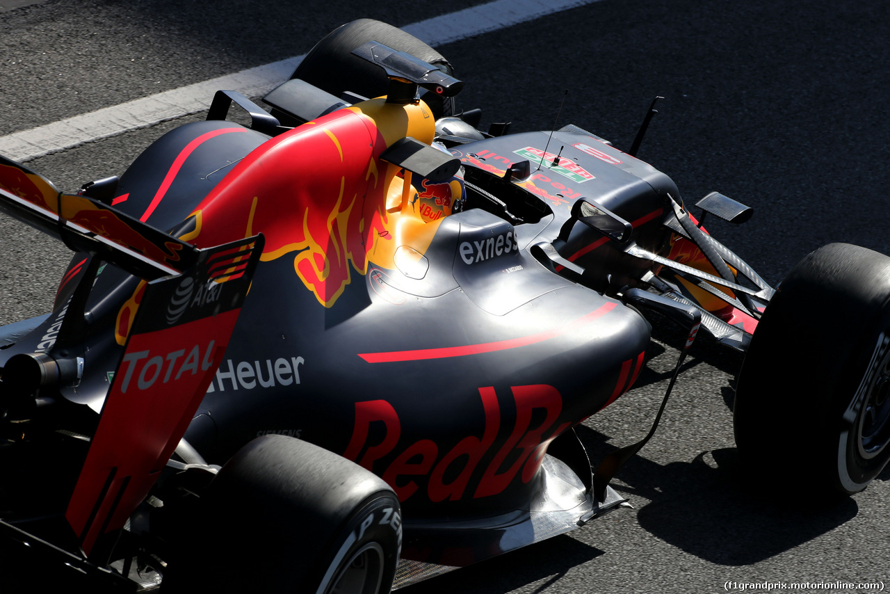 TEST F1 BARCELLONA 2 MARZO, Daniel Ricciardo (AUS), Red Bull Racing 
02.03.2016.