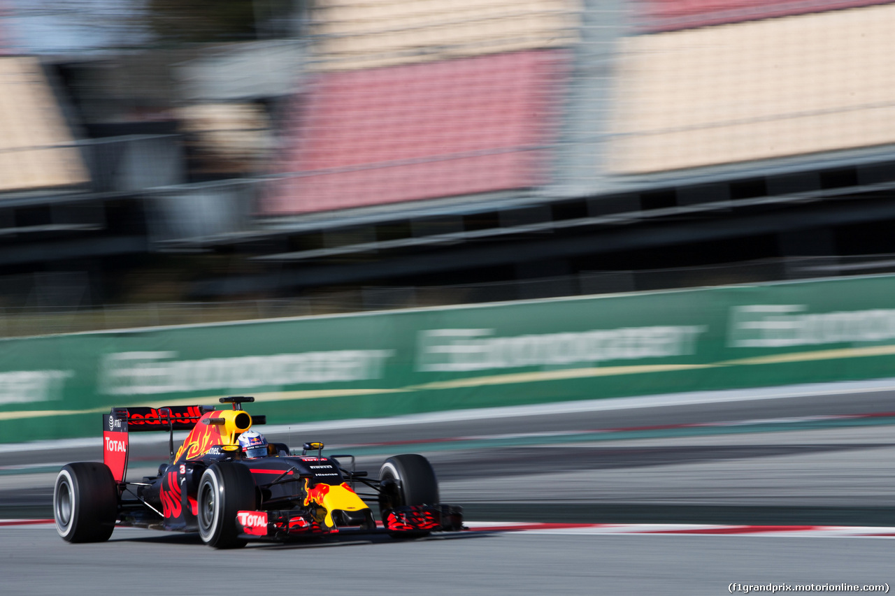 TEST F1 BARCELLONA 2 MARZO, Daniel Ricciardo (AUS) Red Bull Racing RB12.
02.03.2016.