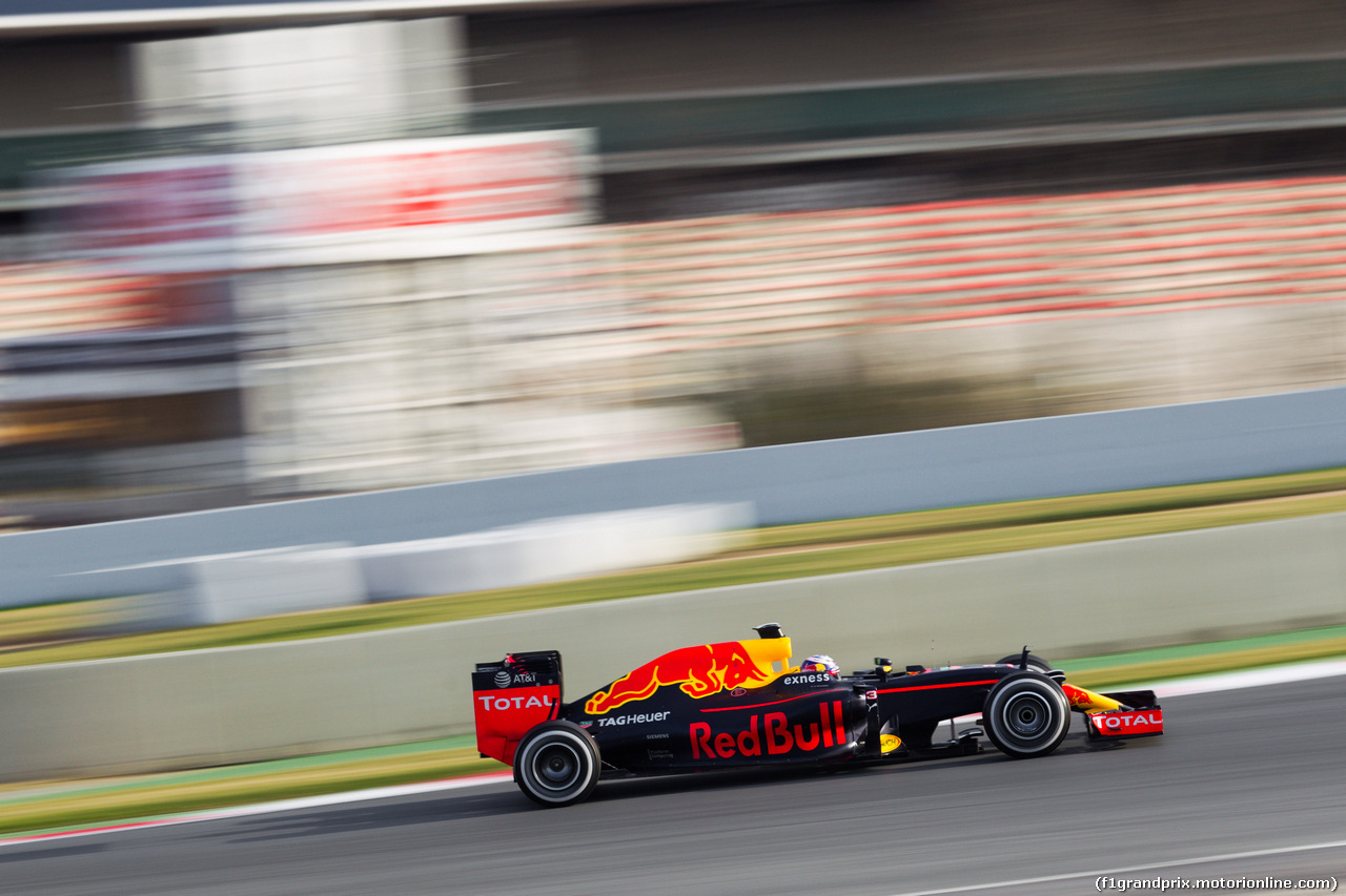 TEST F1 BARCELLONA 2 MARZO, Daniel Ricciardo (AUS) Red Bull Racing RB12.
02.03.2016.