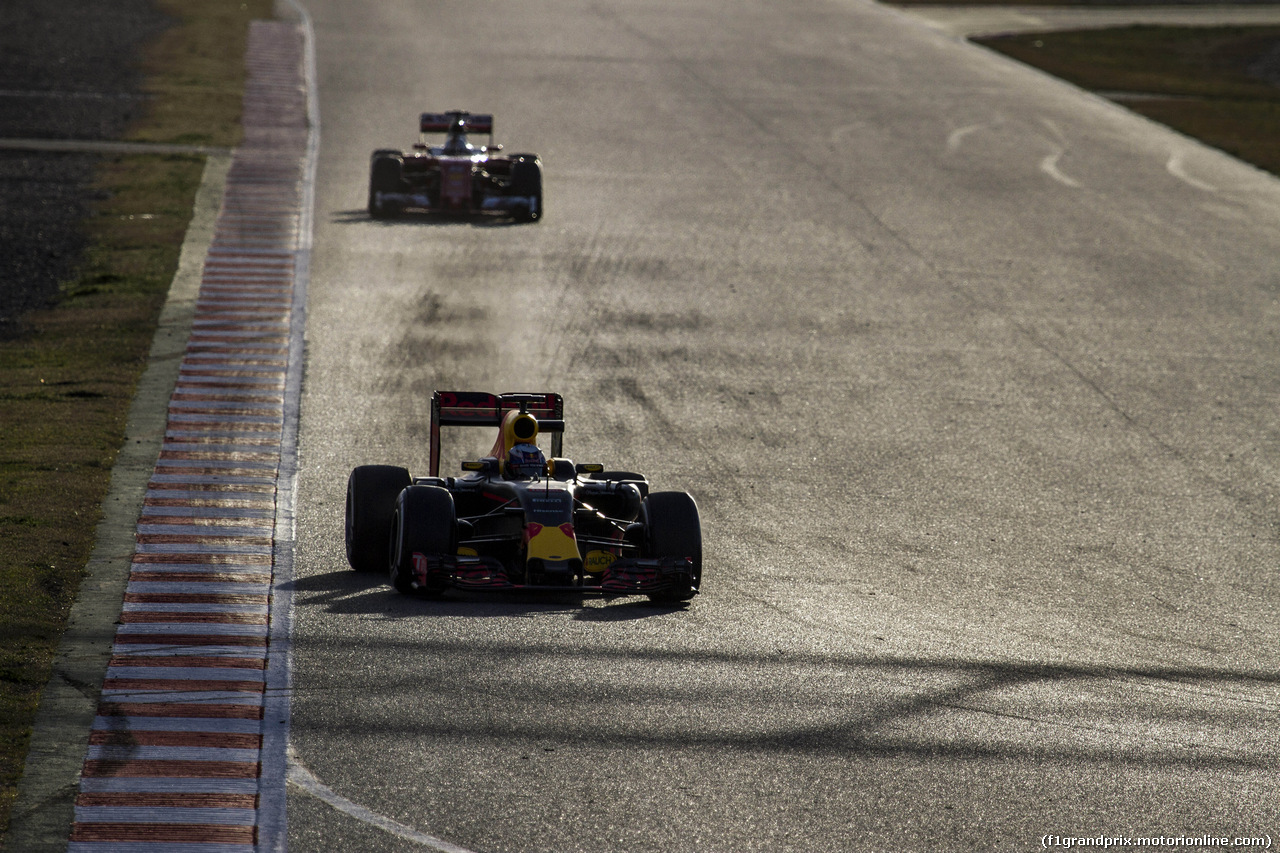 TEST F1 BARCELLONA 3 MARZO, Daniel Ricciardo (AUS) Red Bull Racing RB12