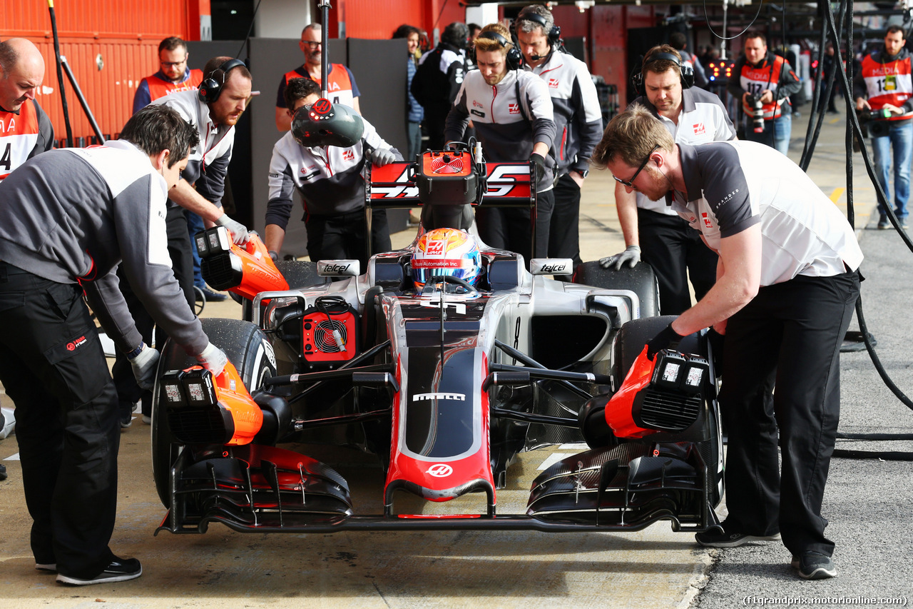 TEST F1 BARCELLONA 3 MARZO, Romain Grosjean (FRA) Haas F1 Team VF-16.
03.03.2016.