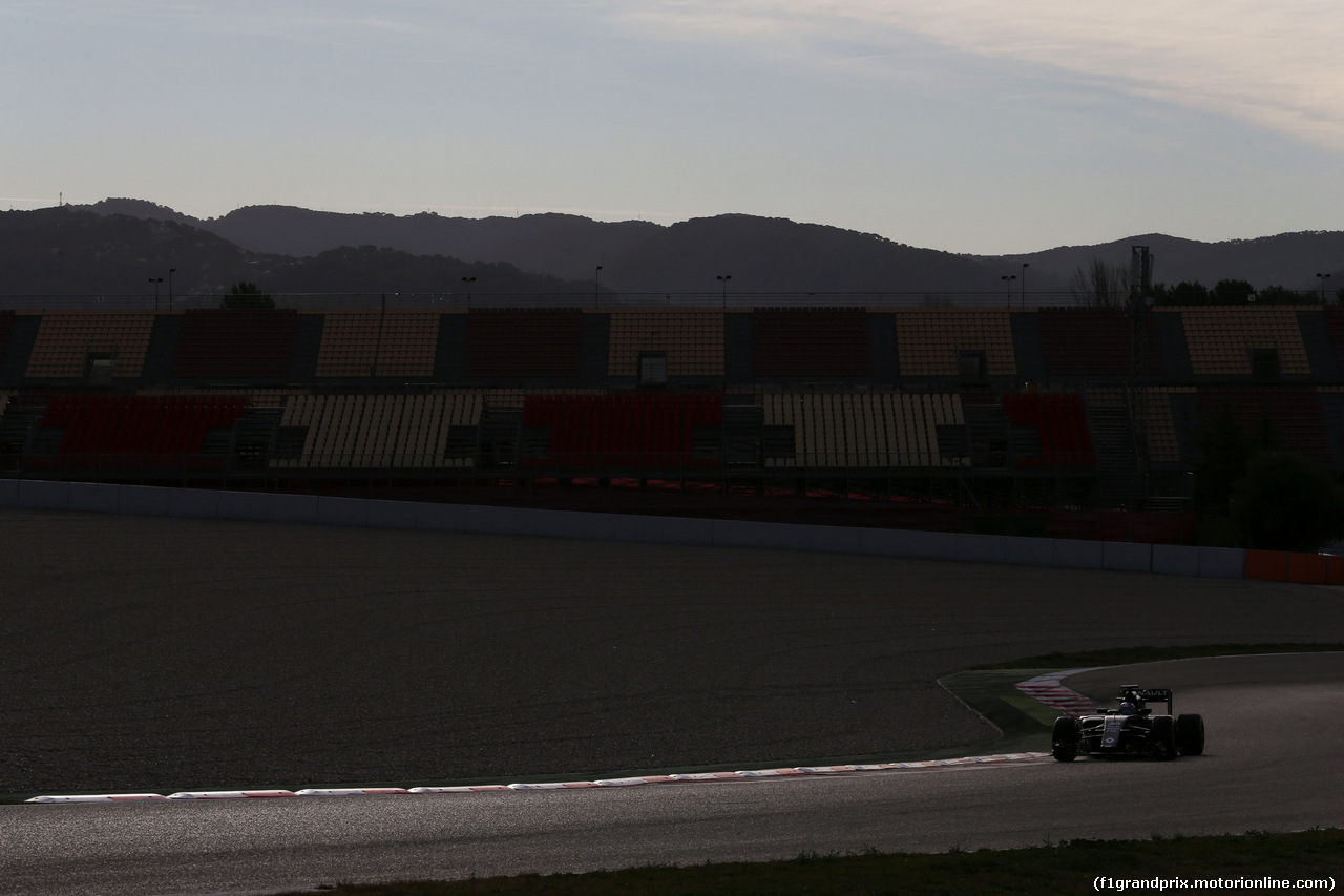 TEST F1 BARCELLONA 3 MARZO, Jolyon Palmer (GBR) Renault Sport F1 Team RS16.
03.03.2016.