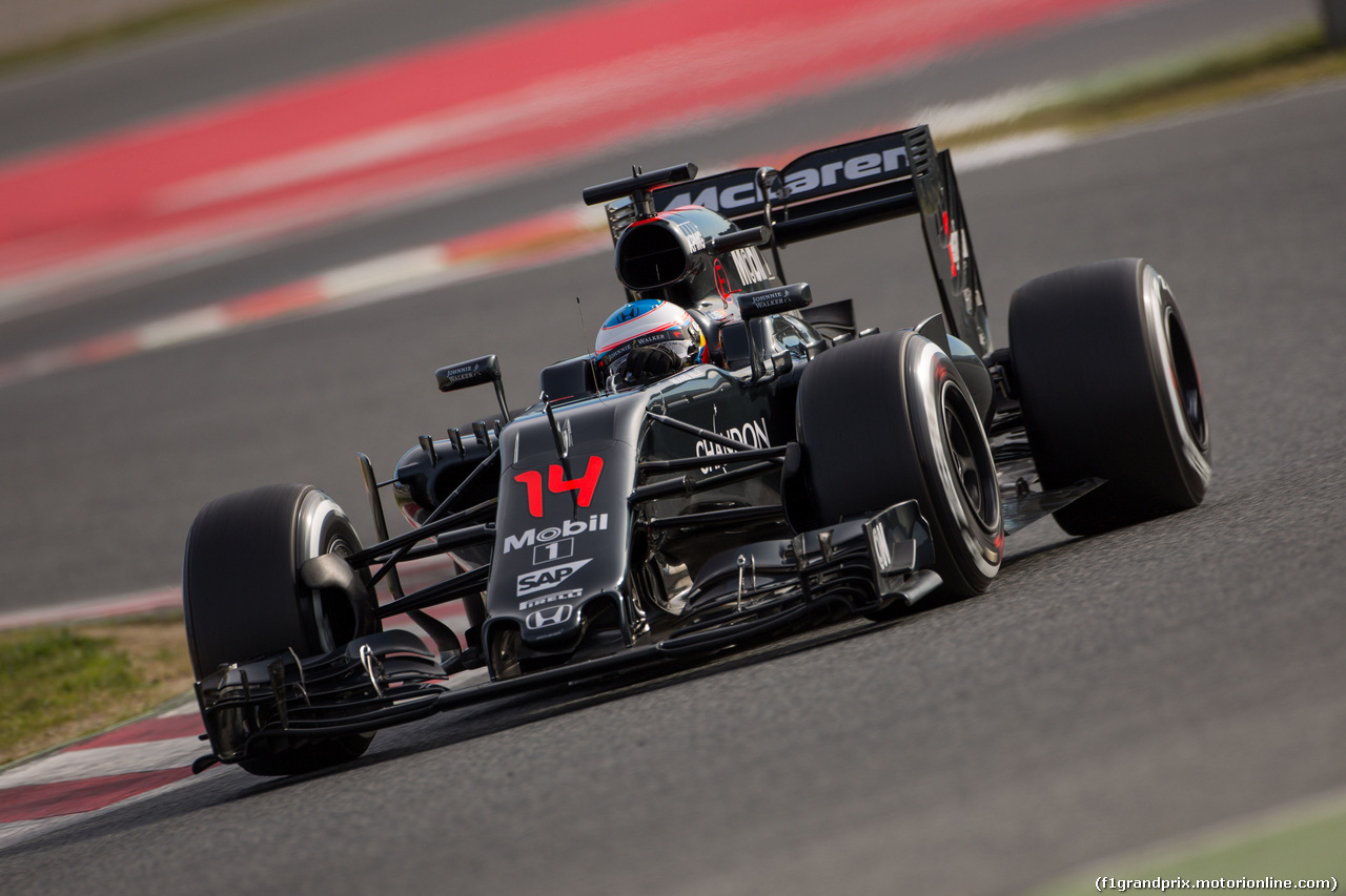 TEST F1 BARCELLONA 3 MARZO, Fernando Alonso (ESP) McLaren MP4-31.
03.03.2016. F