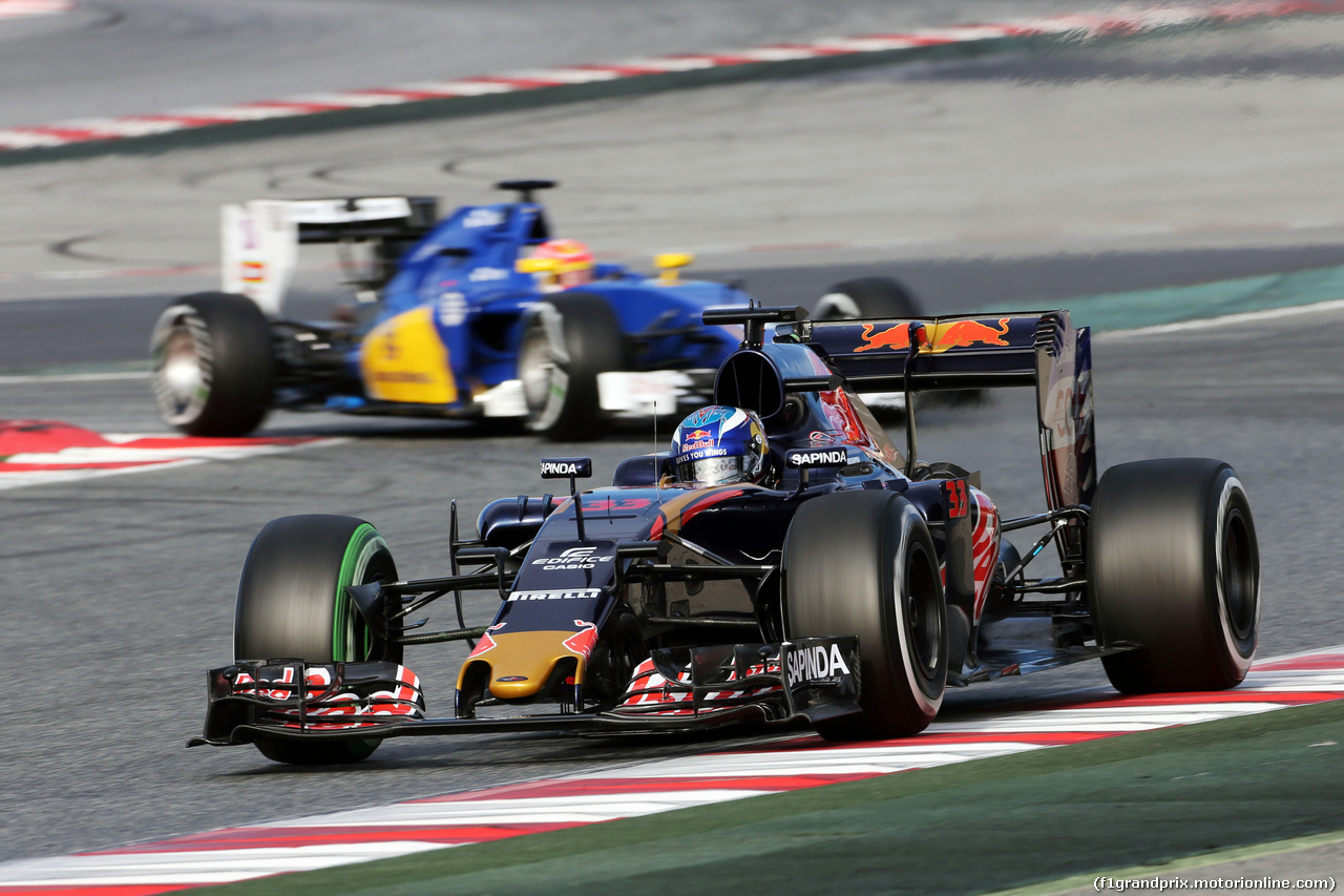 TEST F1 BARCELLONA 3 MARZO, Max Verstappen (NLD) Scuderia Toro Rosso STR11.
03.03.2016.