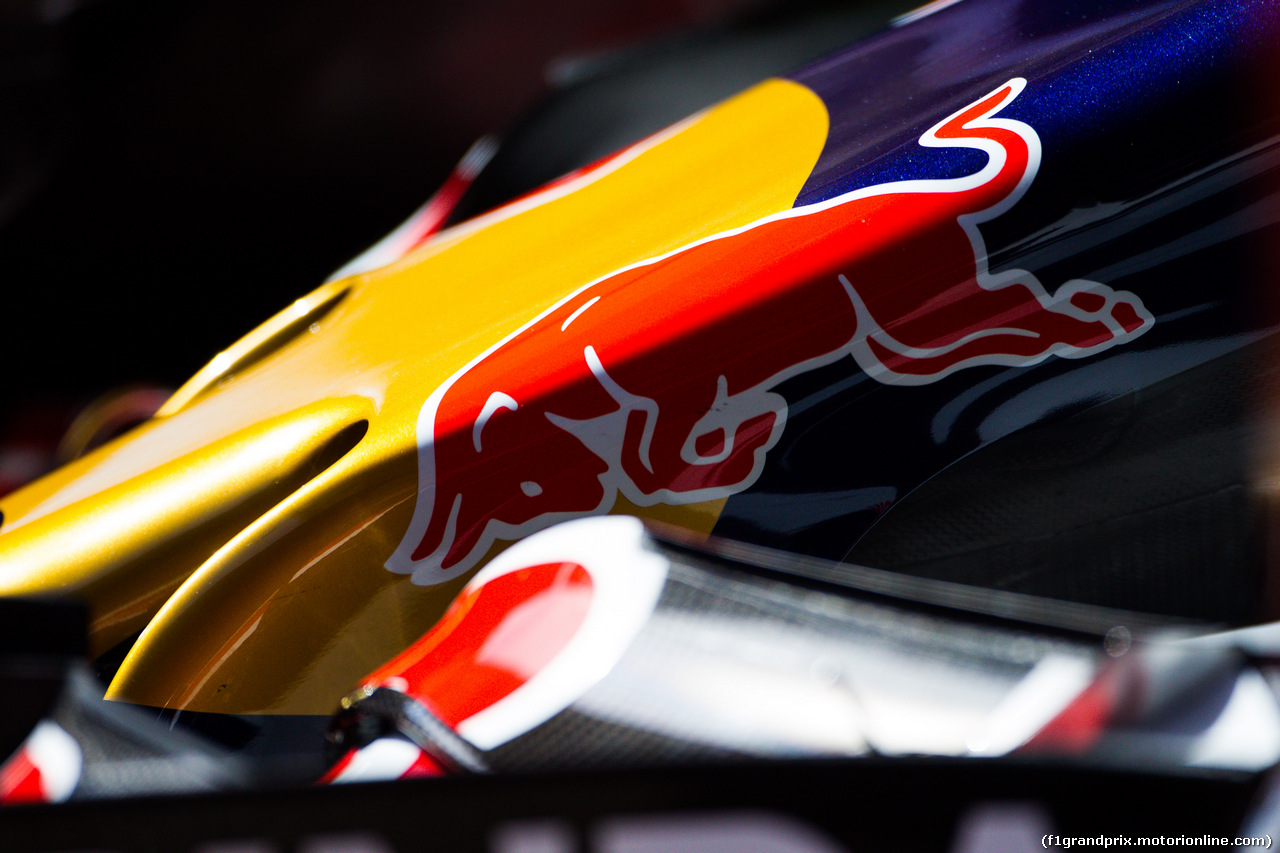 TEST F1 BARCELLONA 3 MARZO, Scuderia Toro Rosso STR11 front wing.
03.03.2016.
