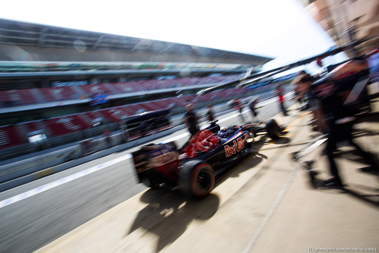 TEST F1 BARCELLONA 3 MARZO, Max Verstappen (NLD) Scuderia Toro Rosso STR11.
03.03.2016.