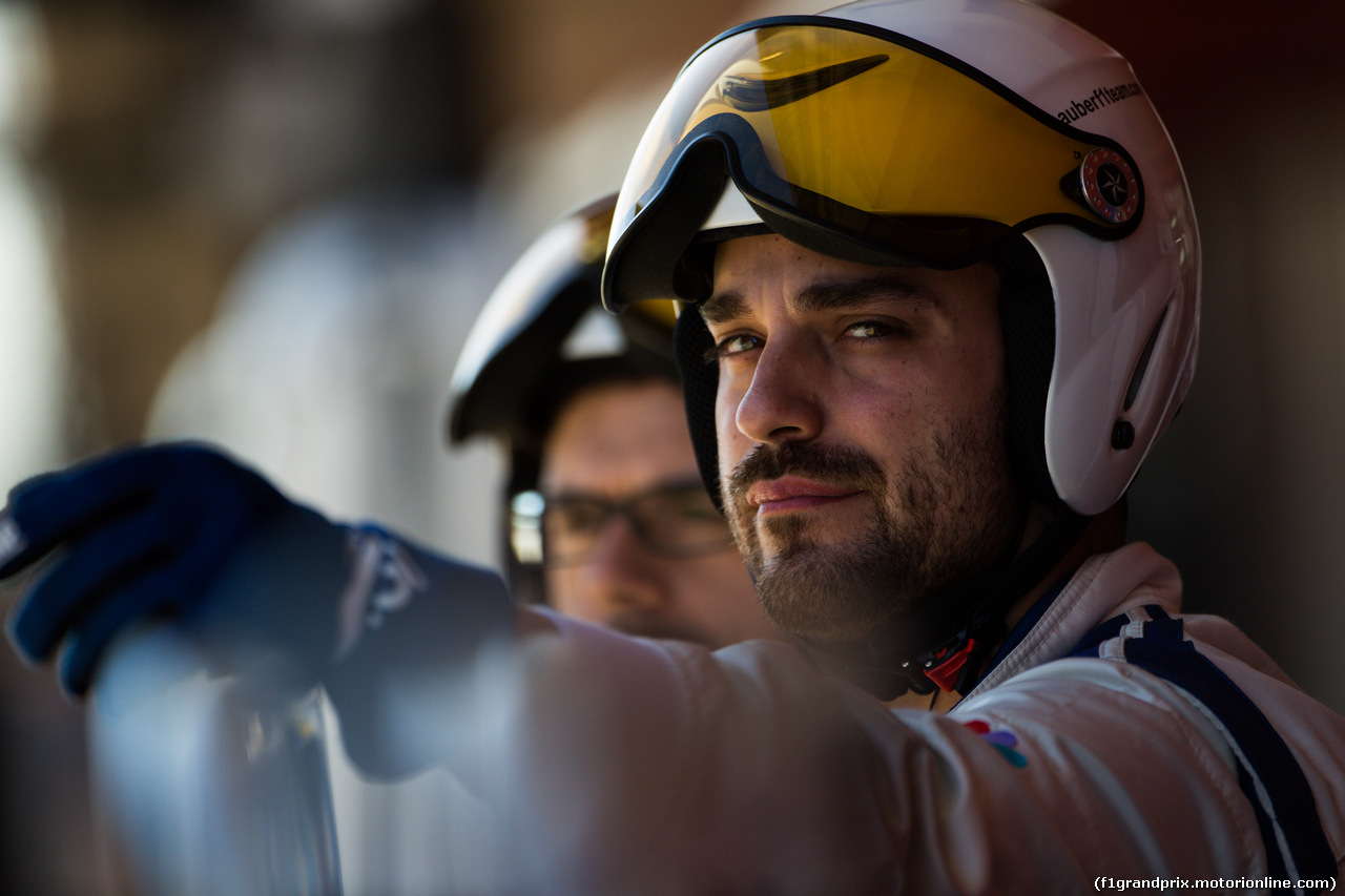 TEST F1 BARCELLONA 3 MARZO, Sauber F1 Team meccanici.
03.03.2016.