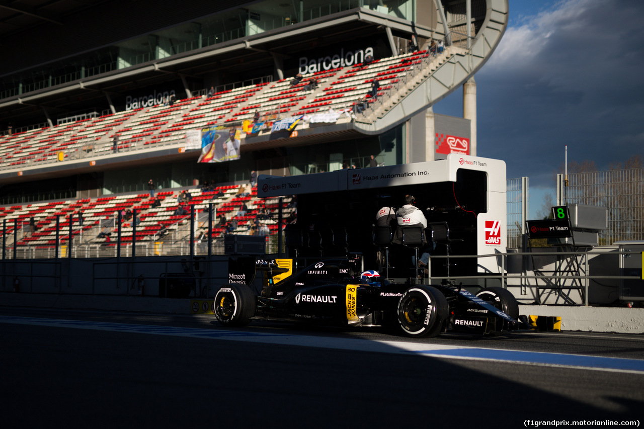 TEST F1 BARCELLONA 3 MARZO, Jolyon Palmer (GBR) Renault Sport F1 Team RS16.
03.03.2016.