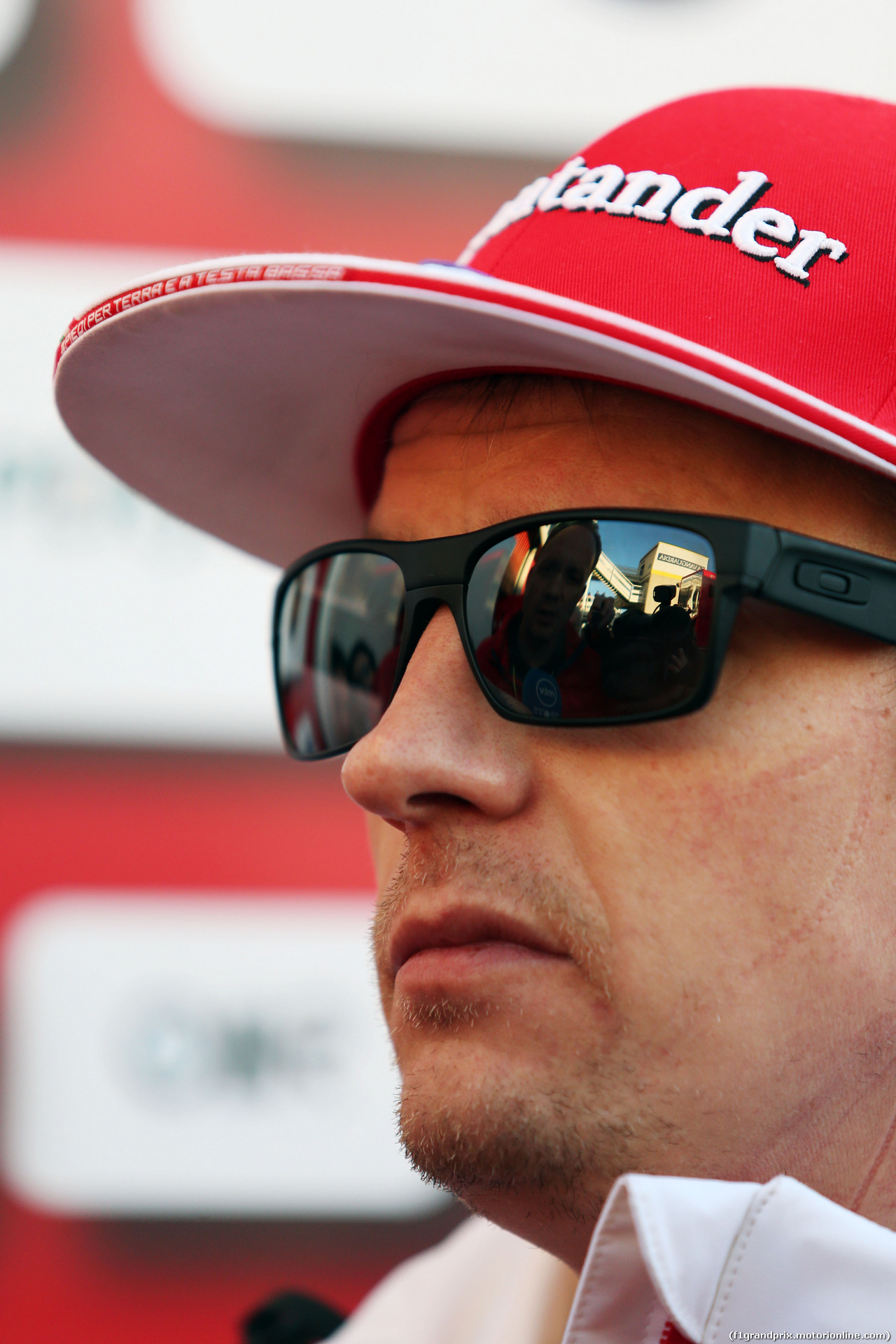 TEST F1 BARCELLONA 3 MARZO, Kimi Raikkonen (FIN) Ferrari with the media.
03.03.2016.