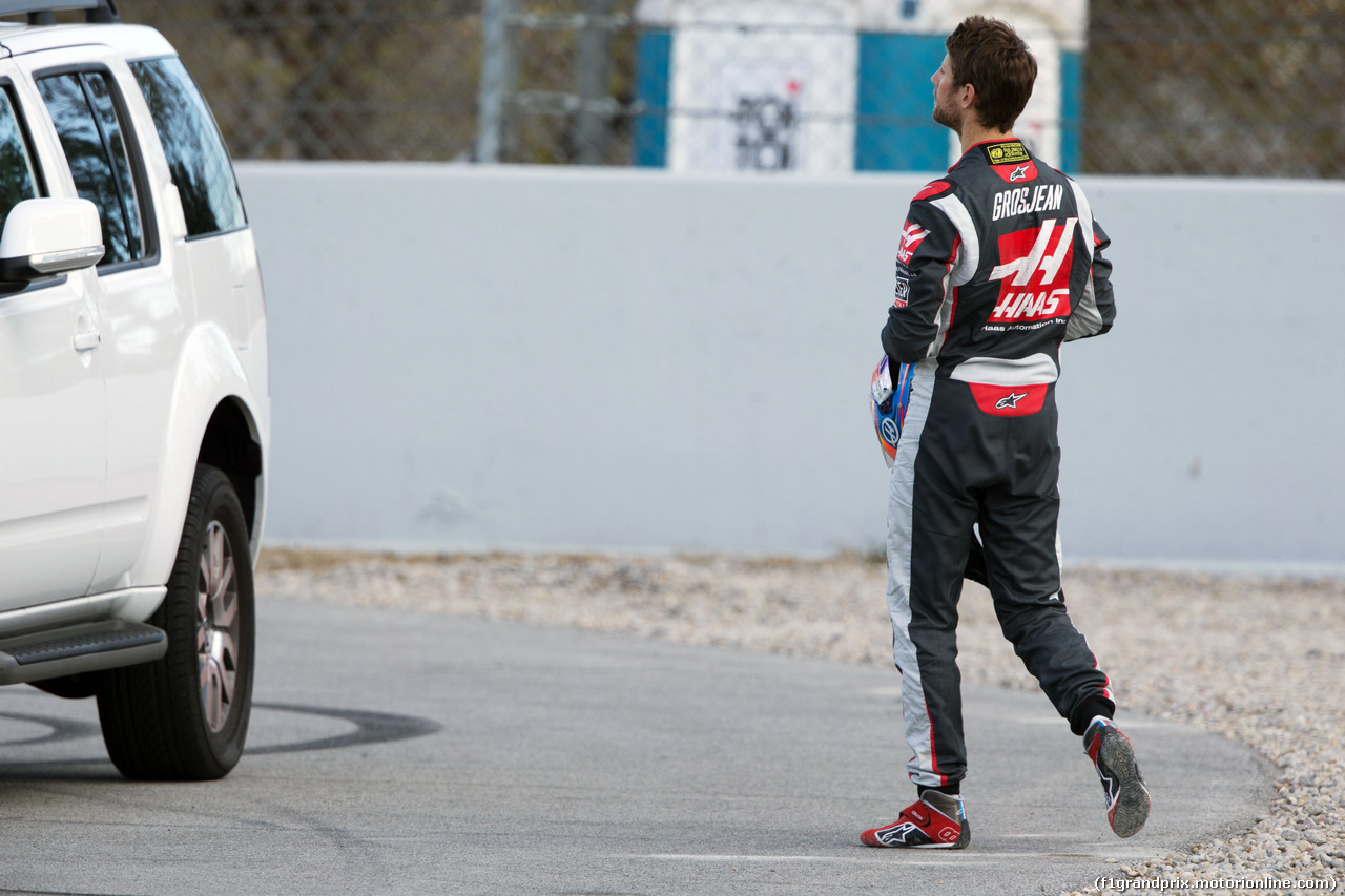 TEST F1 BARCELLONA 3 MARZO, Romain Grosjean (FRA) Haas F1 Team returns back to the pits.
03.03.2016.