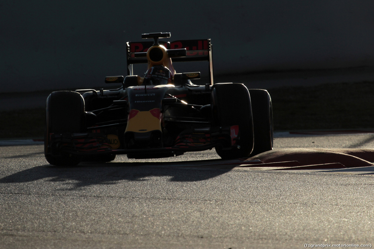 TEST F1 BARCELLONA 3 MARZO, Daniil Kvyat (RUS) Red Bull Racing RB12