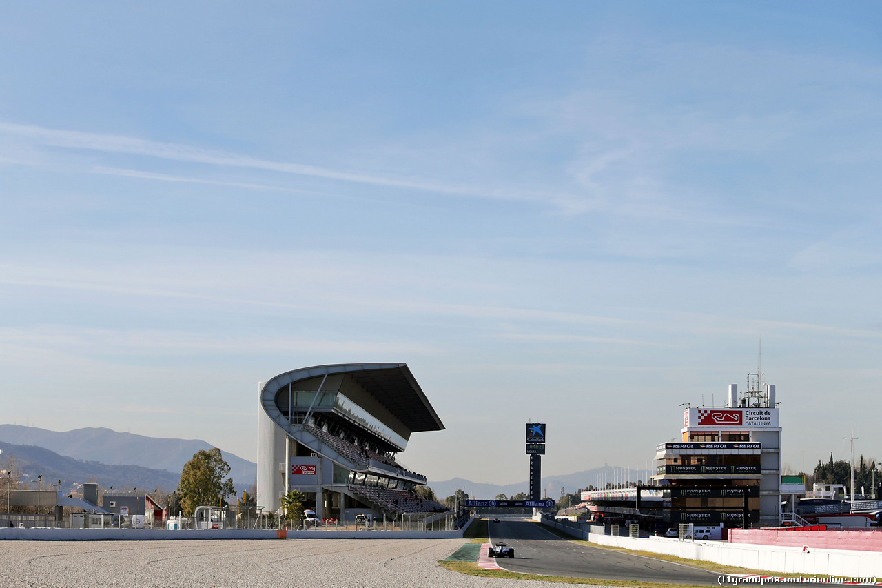 TEST F1 BARCELLONA 4 MARZO, Lewis Hamilton (GBR) Mercedes AMG F1 W07 Hybrid.
04.03.2016.