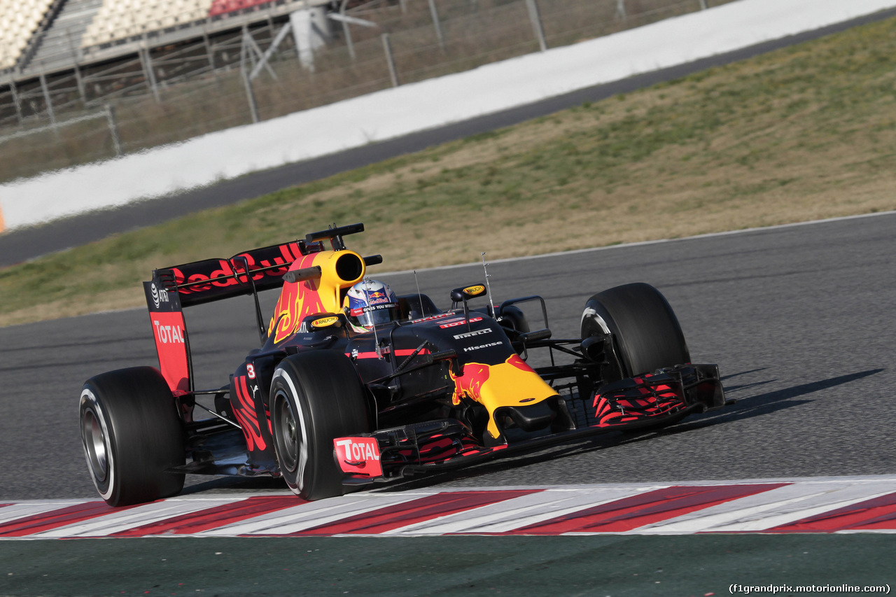 TEST F1 BARCELLONA 4 MARZO, Daniel Ricciardo (AUS) Red Bull Racing RB12