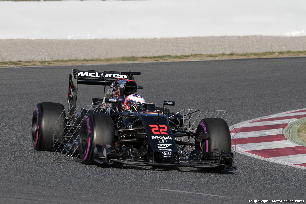 TEST F1 BARCELLONA 4 MARZO, Jenson Button (GBR) McLaren Honda MP4-31