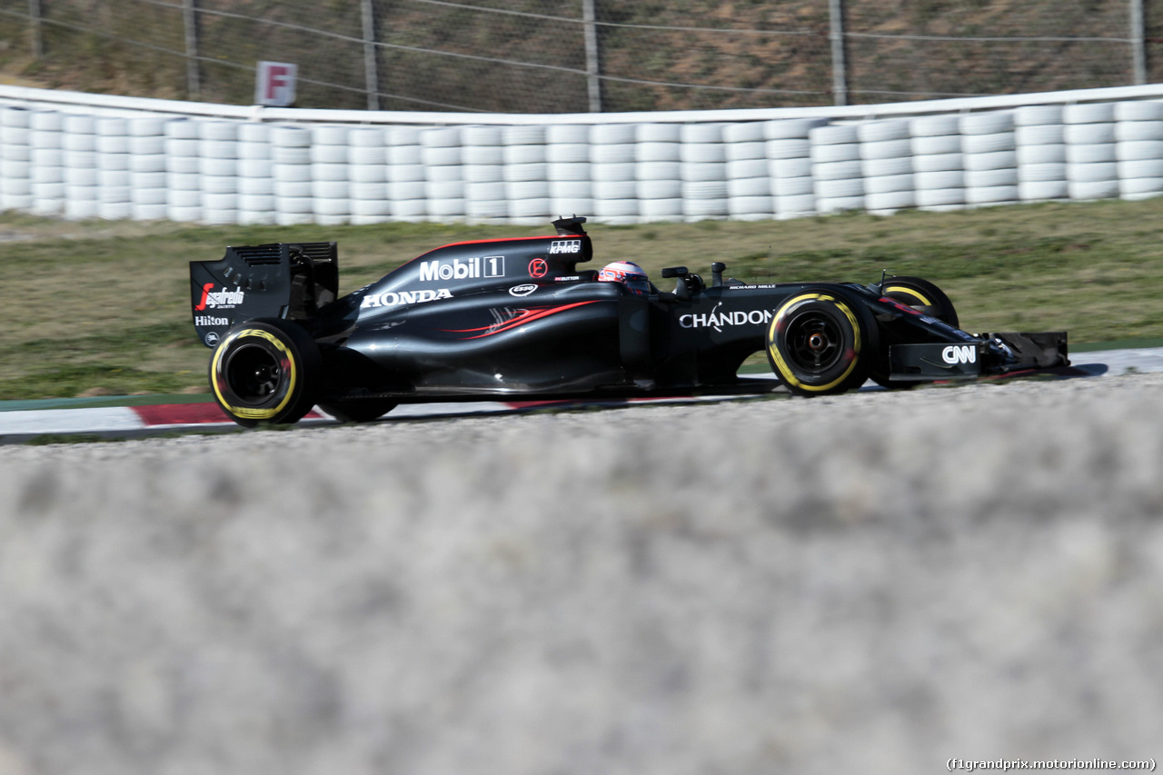 TEST F1 BARCELLONA 4 MARZO, Jenson Button (GBR) McLaren Honda MP4-31