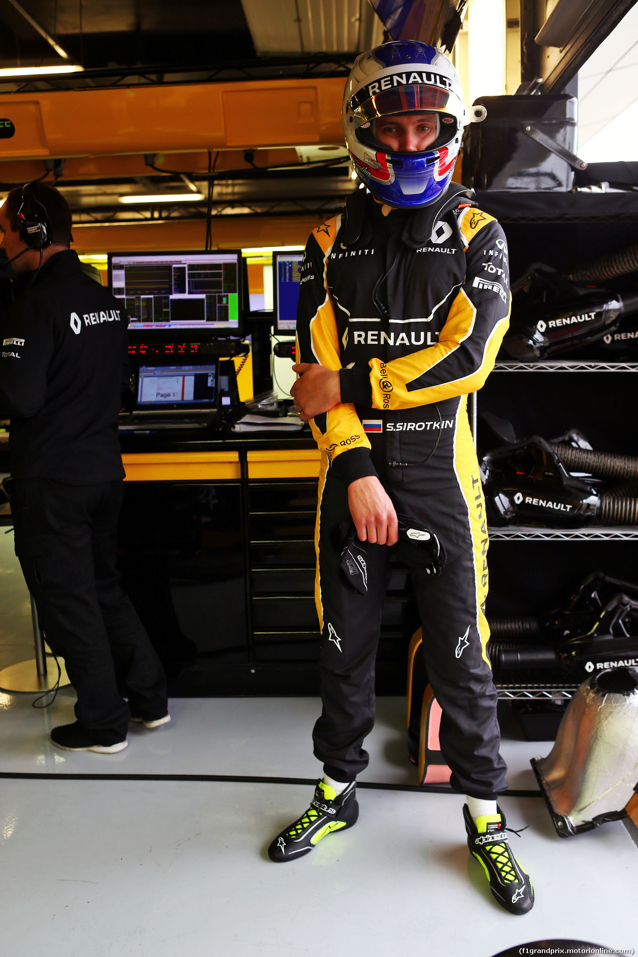 TEST F1 SILVERSTONE 12 LUGLIO, Sergey Sirotkin (RUS) Renault Sport F1 Team Test Driver.
12.07.2016.