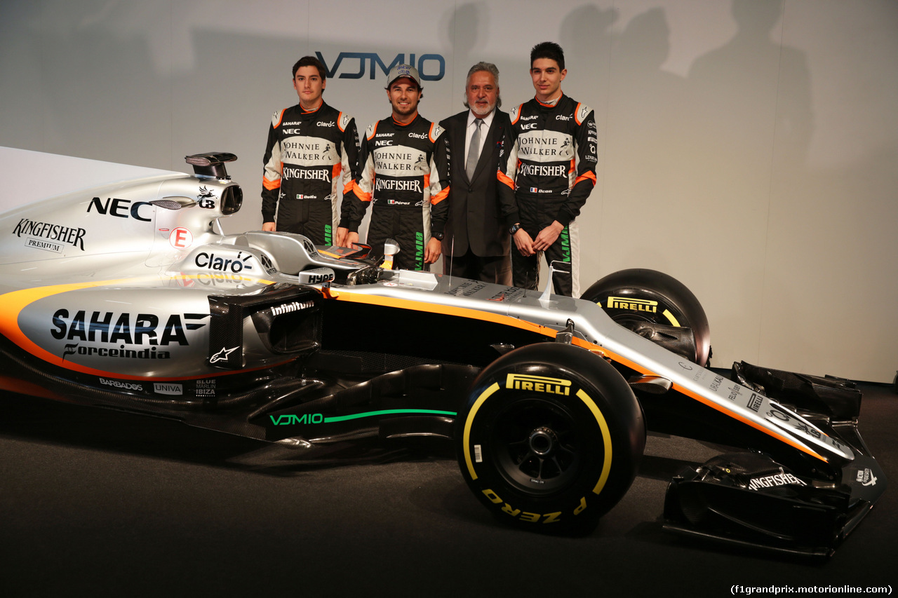 FORCE INDIA VJM10, (L to R): Alfonso Celis Jr (MEX) Sahara Force India F1 Development Driver; Sergio Perez (MEX) Sahara Force India F1; Dr. Vijay Mallya (IND) Sahara Force India F1 Team Owner; Esteban Ocon (FRA) Sahara Force India F1 Team,with the Sahara Force India F1 VJM10.
22.02.2017.