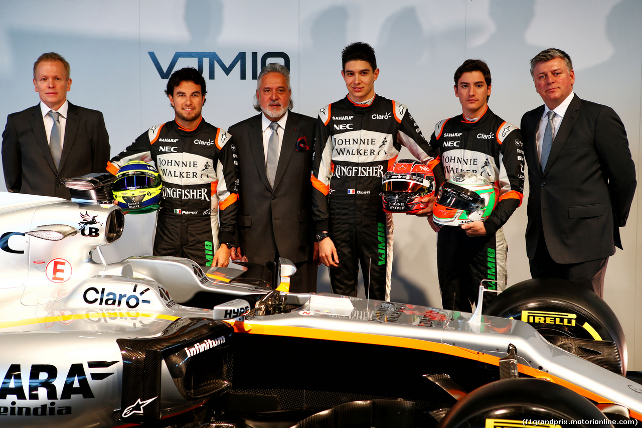 FORCE INDIA VJM10, (L to R): Andrew Green (GBR) Sahara Force India F1 Team Technical Director; Sergio Perez (MEX) Sahara Force India F1; Dr. Vijay Mallya (IND) Sahara Force India F1 Team Owner; Esteban Ocon (FRA) Sahara Force India F1 Team; Alfonso Celis Jr (MEX) Sahara Force India F1 Development Driver; Otmar Szafnauer (USA) Sahara Force India F1 Chief Operating Officer, with the Sahara Force India F1 VJM10.
22.02.2017.