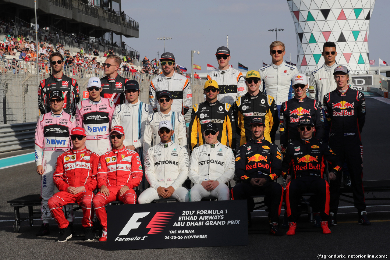 GP ABU DHABI, 26.11.2017 - End of year F1 drivers's photograph