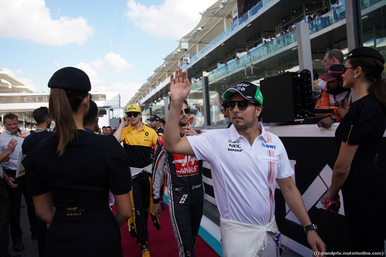 GP ABU DHABI, 26.11.2017 - Sergio Perez (MEX) Sahara Force India F1 VJM010