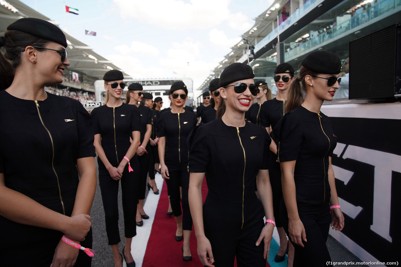GP ABU DHABI, 26.11.2017 - griglia Ragazzas