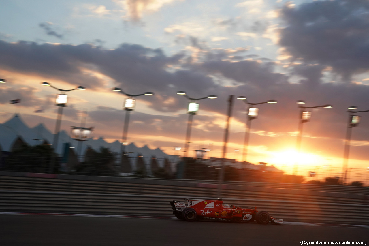 GP ABU DHABI, 26.11.2017 - Gara, Sebastian Vettel (GER) Ferrari SF70H