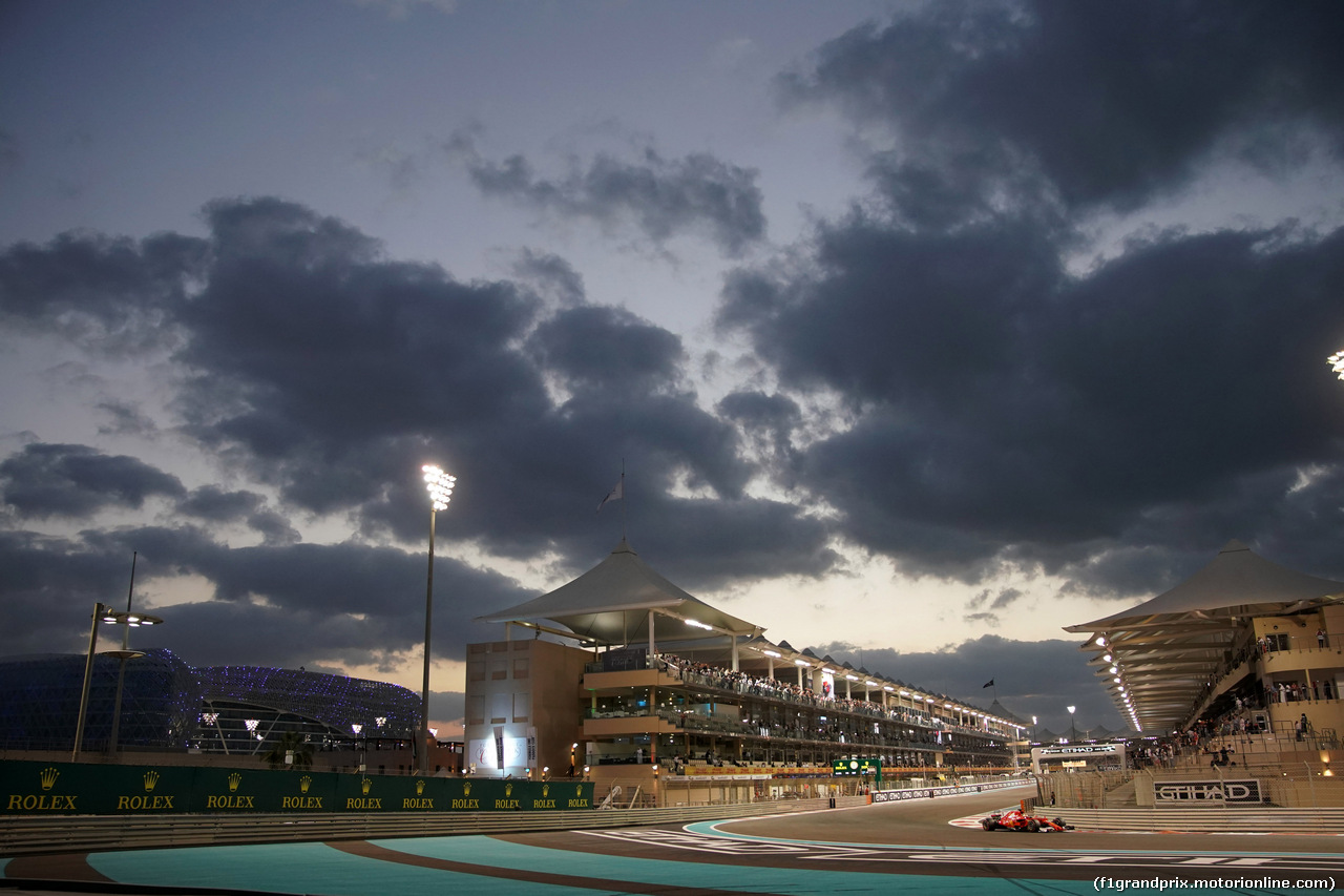 GP ABU DHABI, 26.11.2017 - Gara, Sebastian Vettel (GER) Ferrari SF70H