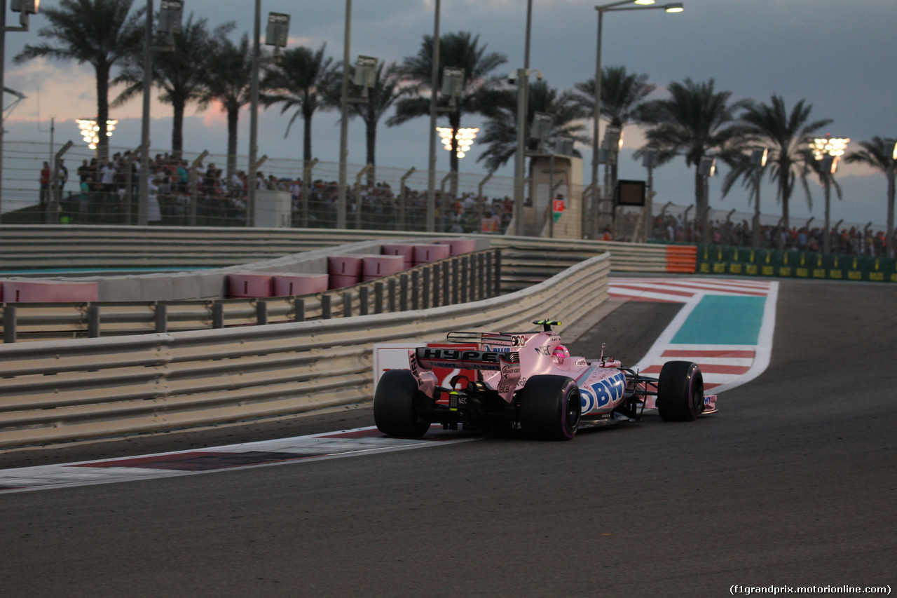GP ABU DHABI, 26.11.2017 - Gara, Esteban Ocon (FRA) Sahara Force India F1 VJM10