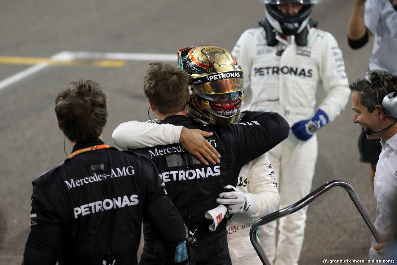 GP ABU DHABI, 26.11.2017 - Gara, 2nd place Lewis Hamilton (GBR) Mercedes AMG F1 W08
