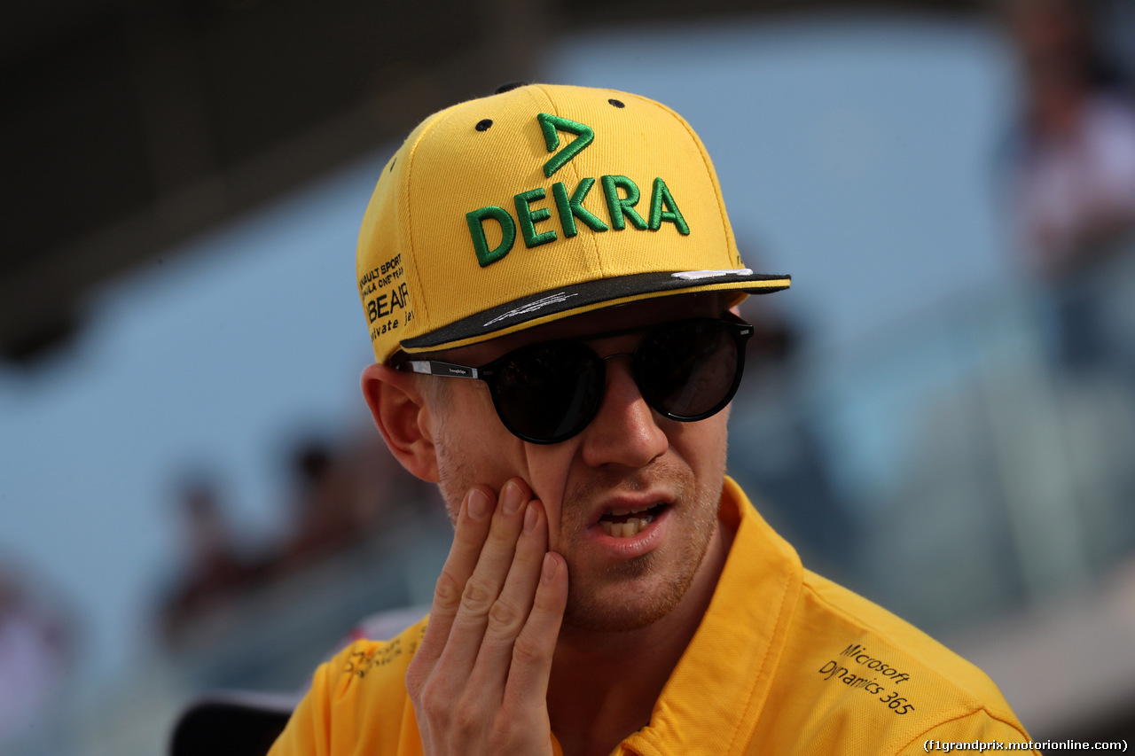 GP ABU DHABI, 26.11.2017 - Nico Hulkenberg (GER) Renault Sport F1 Team RS17