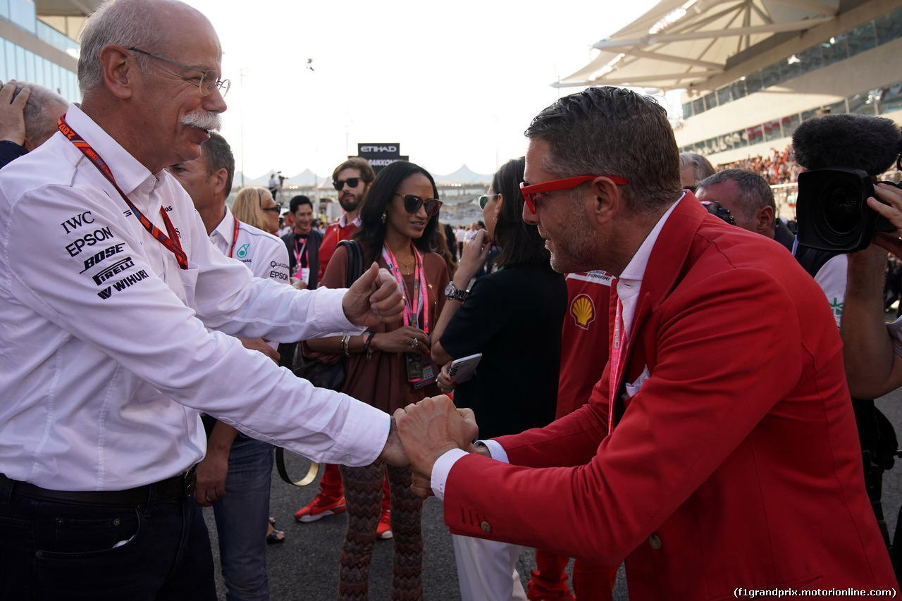 GP ABU DHABI, 26.11.2017 - Gara, Dr. Dieter Zetsche, Chairman of Daimler e Lapo Elkann (ITA)