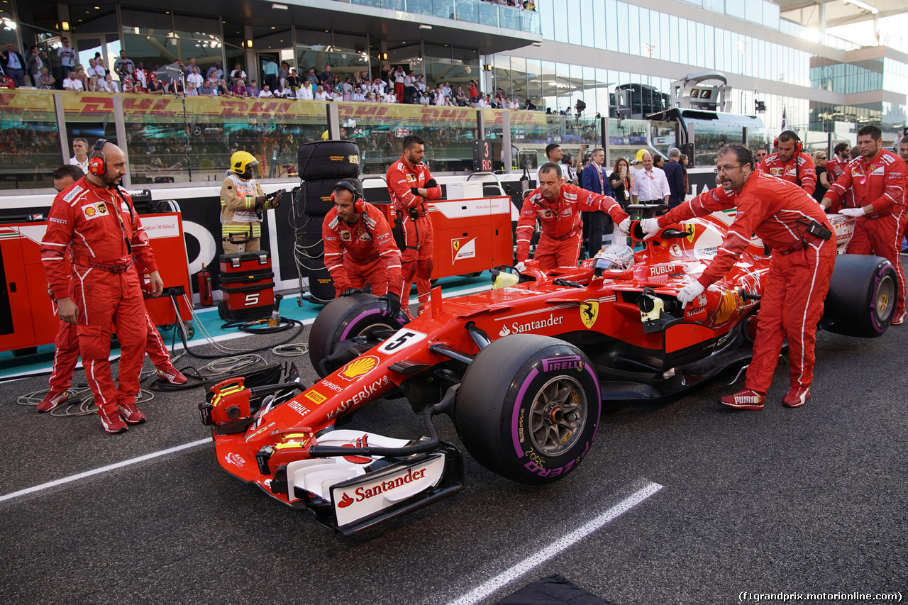 GP ABU DHABI, 26.11.2017 - Gara, Sebastian Vettel (GER) Ferrari SF70H
