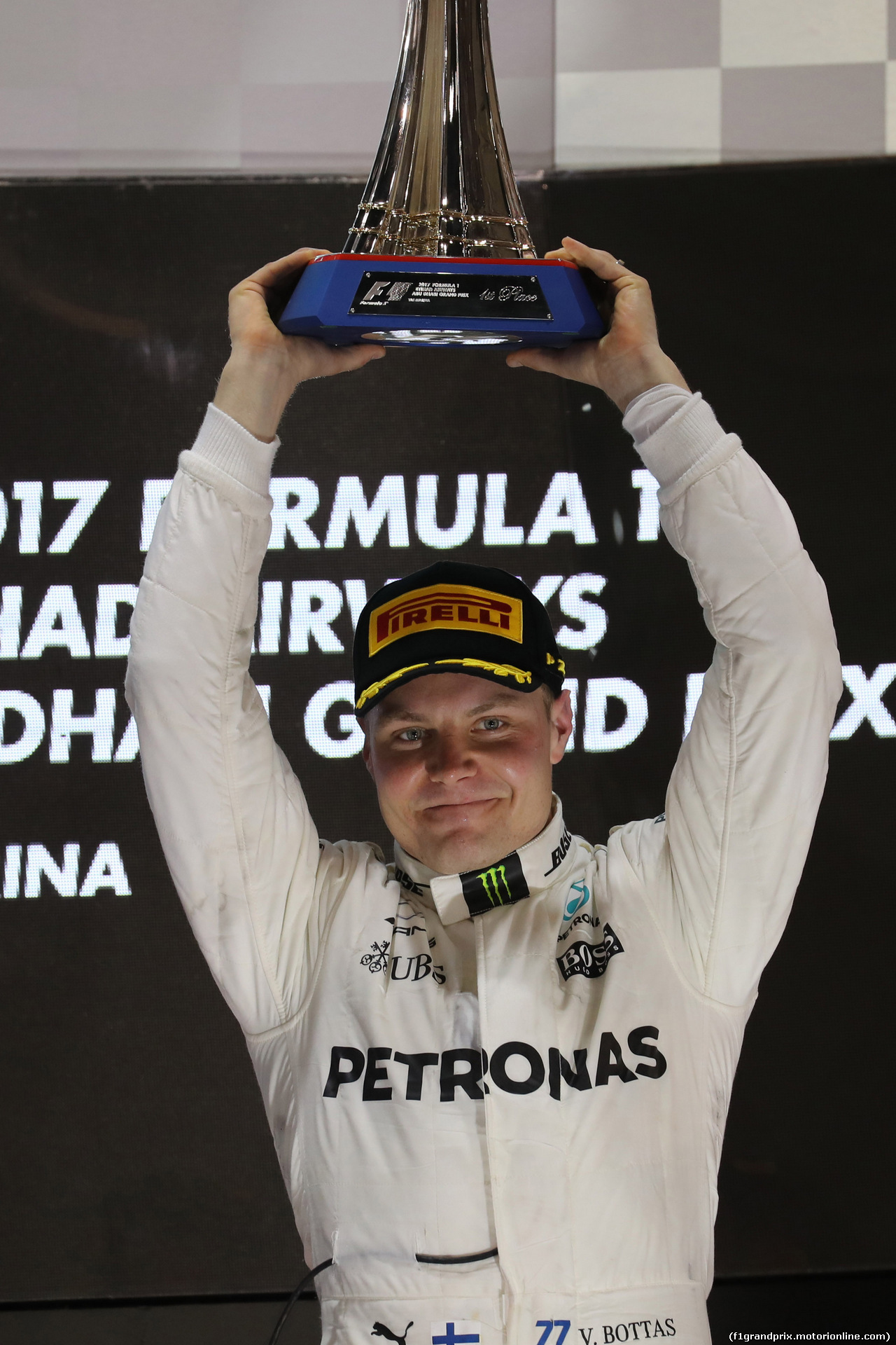 GP ABU DHABI, 26.11.2017 - Gara, Valtteri Bottas (FIN) Mercedes AMG F1 W08 vincitore