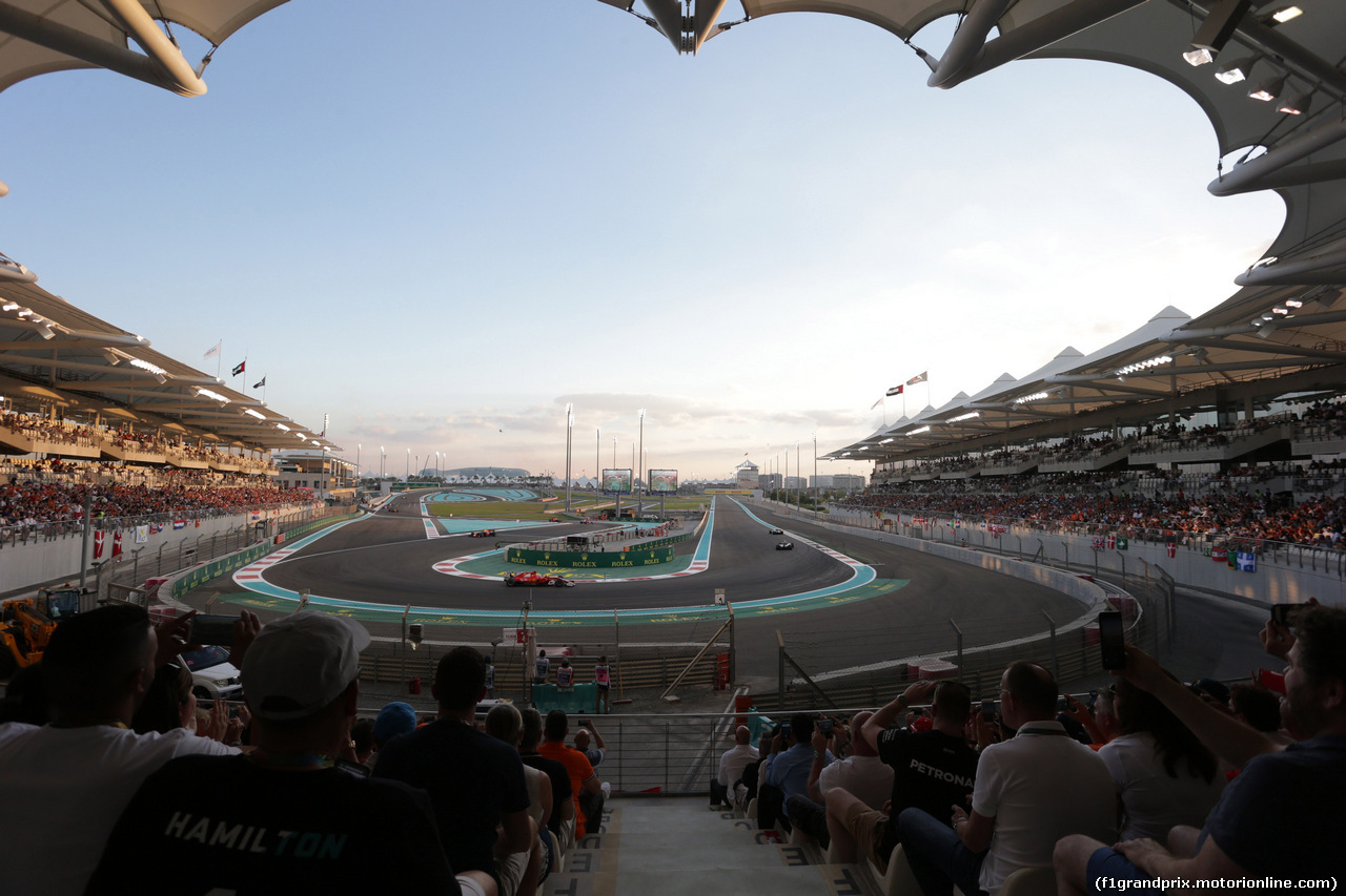 GP ABU DHABI, 26.11.2017 - Gara, Sebastian Vettel (GER) Ferrari SF70H