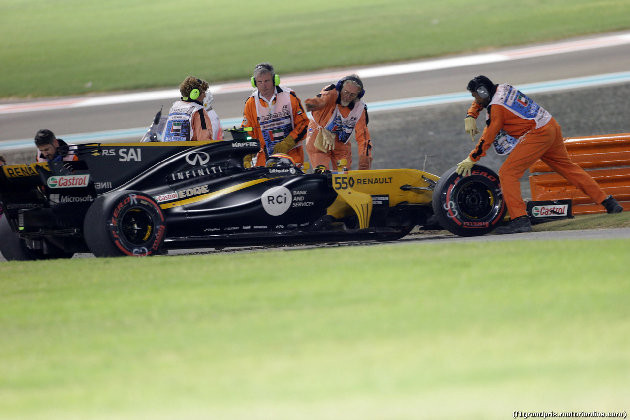 GP ABU DHABI, 26.11.2017 - Gara, Carlos Sainz Jr (ESP) Renault Sport F1 Team RS17 retires from the race