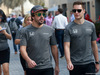 GP ABU DHABI, 26.11.2017 - Fernando Alonso (ESP) McLaren MCL32 e Stoffel Vandoorne (BEL) McLaren MCL32