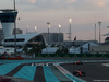 GP ABU DHABI, 26.11.2017 - Gara, Sebastian Vettel (GER) Ferrari SF70H davanti a Daniel Ricciardo (AUS) Red Bull Racing RB13