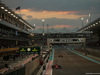 GP ABU DHABI, 26.11.2017 - Gara, Kimi Raikkonen (FIN) Ferrari SF70H davanti a Max Verstappen (NED) Red Bull Racing RB13