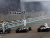 GP ABU DHABI, 26.11.2017 - Gara, 2nd place Lewis Hamilton (GBR) Mercedes AMG F1 W08, Valtteri Bottas (FIN) Mercedes AMG F1 W08 vincitore e Felipe Massa (BRA) Williams FW40