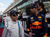 GP ABU DHABI, 26.11.2017 - Felipe Massa (BRA) Williams FW40 e Daniel Ricciardo (AUS) Red Bull Racing RB13