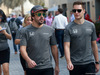 GP ABU DHABI, 26.11.2017 - Fernando Alonso (ESP) McLaren MCL32 e Stoffel Vandoorne (BEL) McLaren MCL32