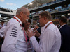 GP ABU DHABI, 26.11.2017 - Gara, Dr. Dieter Zetsche, Chairman of Daimler, Anne Zetsche e Mika Hakkinen (FIN), ex F1 driver