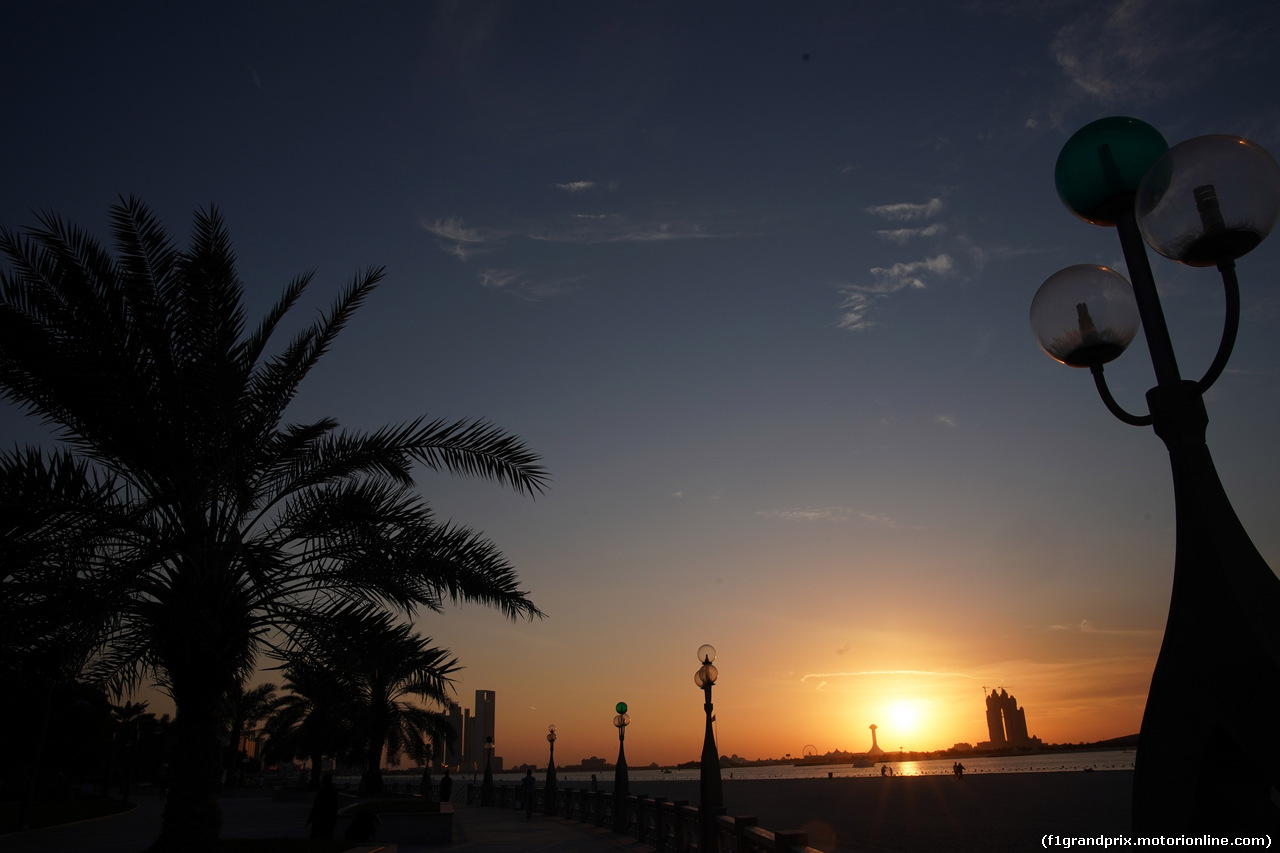 GP ABU DHABI, Abu Dhabi Atmosfera