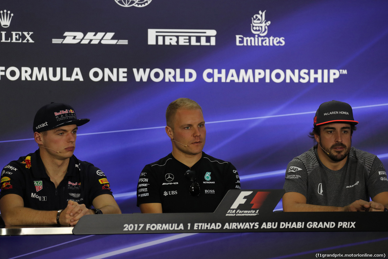 GP ABU DHABI, 23.11.2017 -  Conferenza Stampa, Max Verstappen (NED) Red Bull Racing RB13, Valtteri Bottas (FIN) Mercedes AMG F1 W08 e Fernando Alonso (ESP) McLaren MCL32